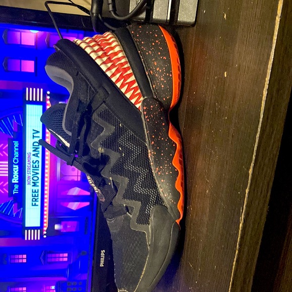 Size 8 clean first wipe it down